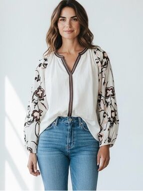 Calypso Floral Embroidered White Cotton Flax Peasant Blouse Top Boho Festival Sm